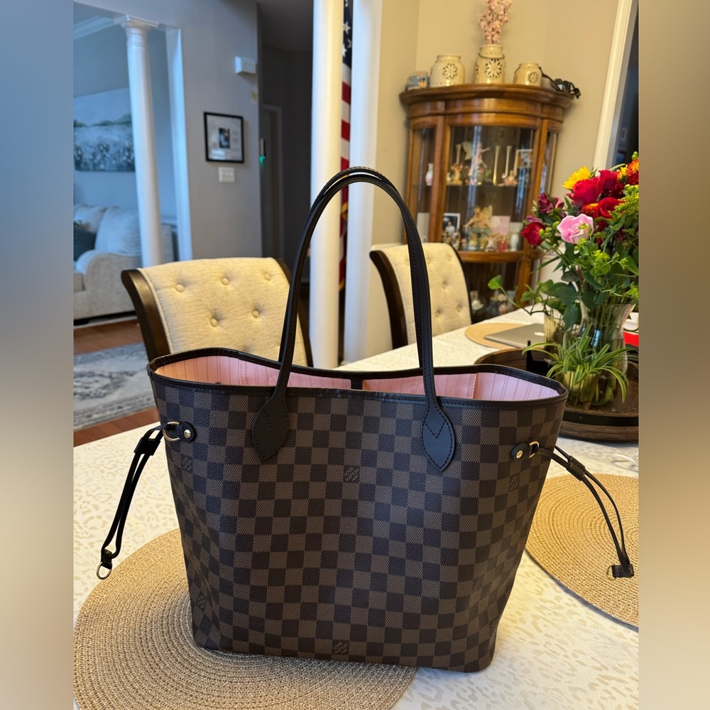 💝SOLD💝Authentic LOUIS VUITTON Neverfull MM Damier Ebene